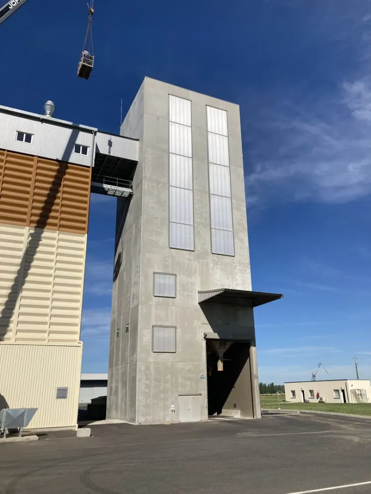 Construction à Hénon